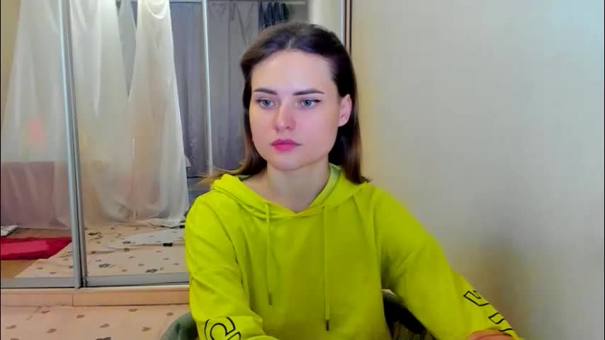 jessy_lil Adult Chat April 14, 2026