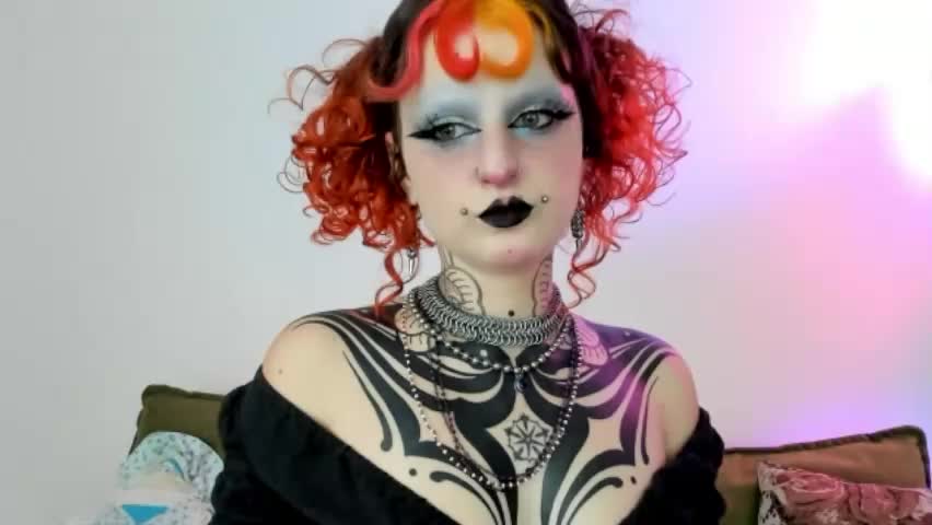 friskyflowers Adult Chat April 14, 2026