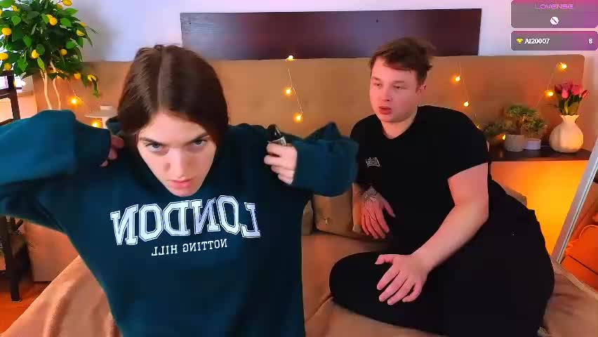 ollistiw Adult Chat April 14, 2026