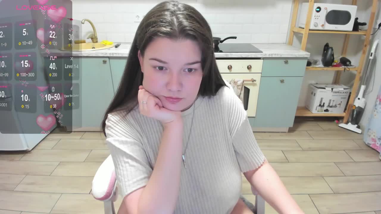 LinaEl23 Adult Chat April 14, 2026