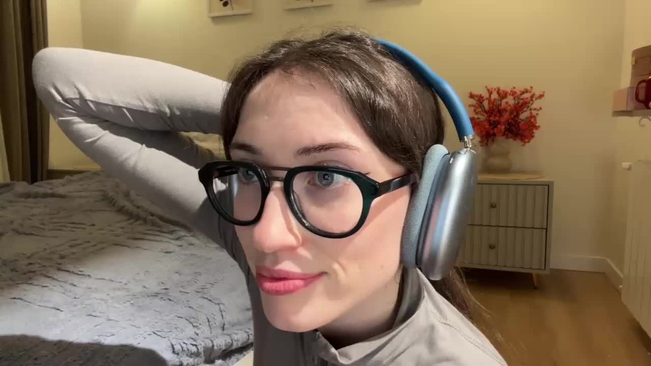 KellyyBeryy Adult Chat April 14, 2026