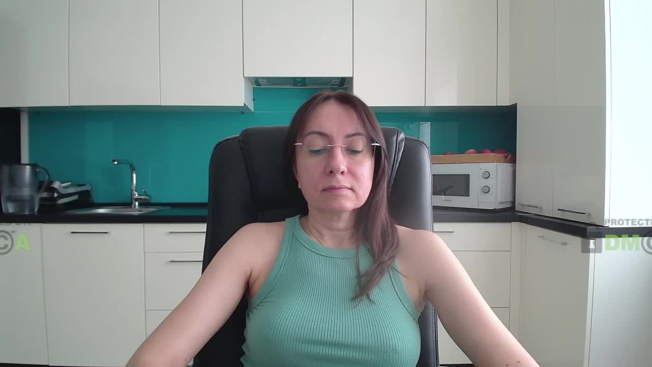 Valerianice Adult Chat April 14, 2026