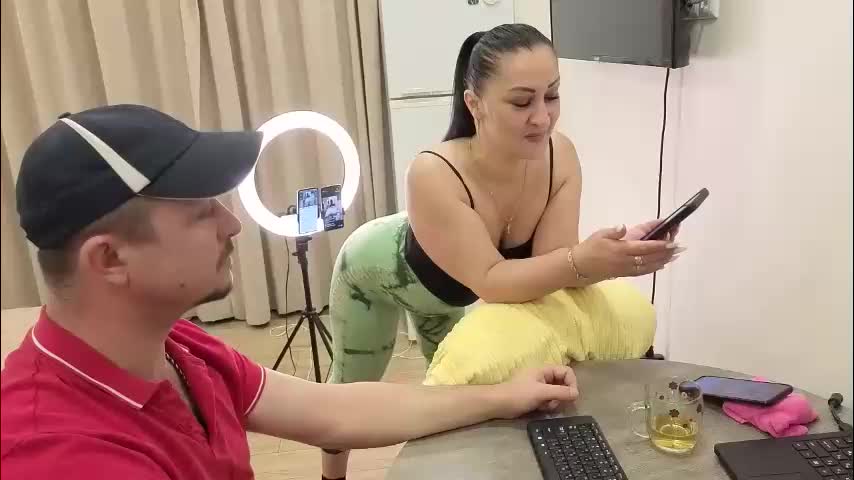 best_ass2000 Adult Chat April 14, 2026