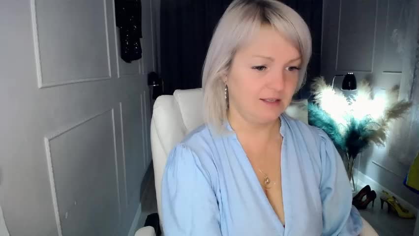 emmmam Adult Chat April 14, 2026