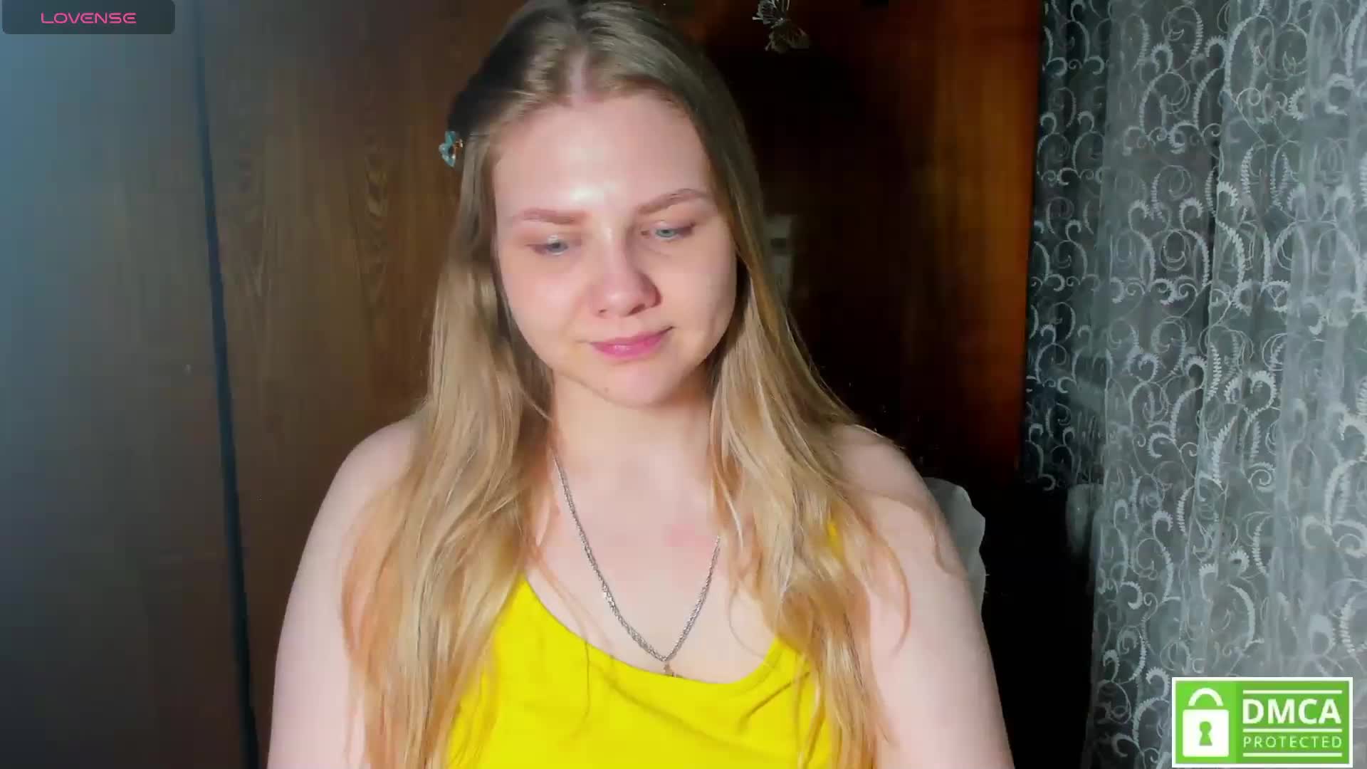 Emma-Frizea Adult Chat April 14, 2026