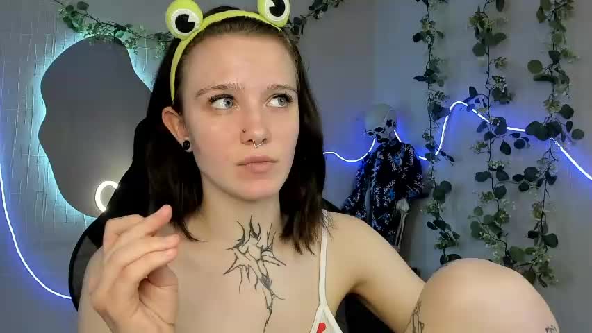 elastikiss Adult Chat April 14, 2026