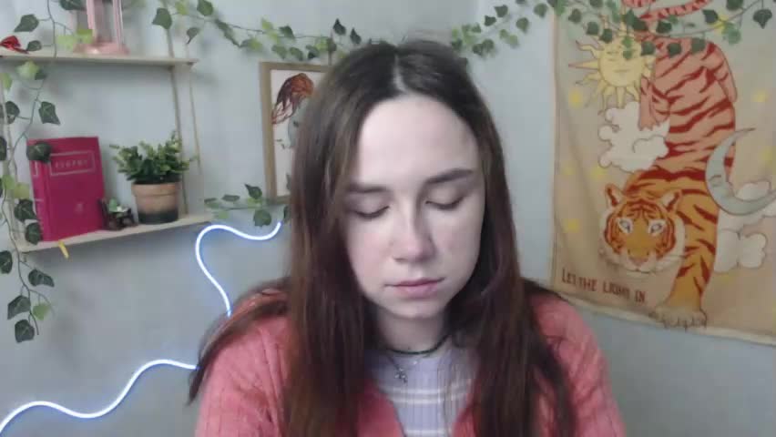 veryveryvery_shy Adult Chat April 14, 2026