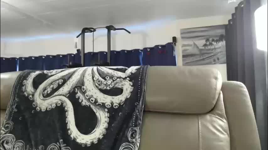 i_fetishize_u Adult Chat April 14, 2026