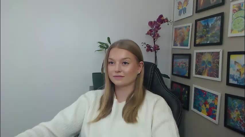 mysteryericax Adult Chat April 14, 2026