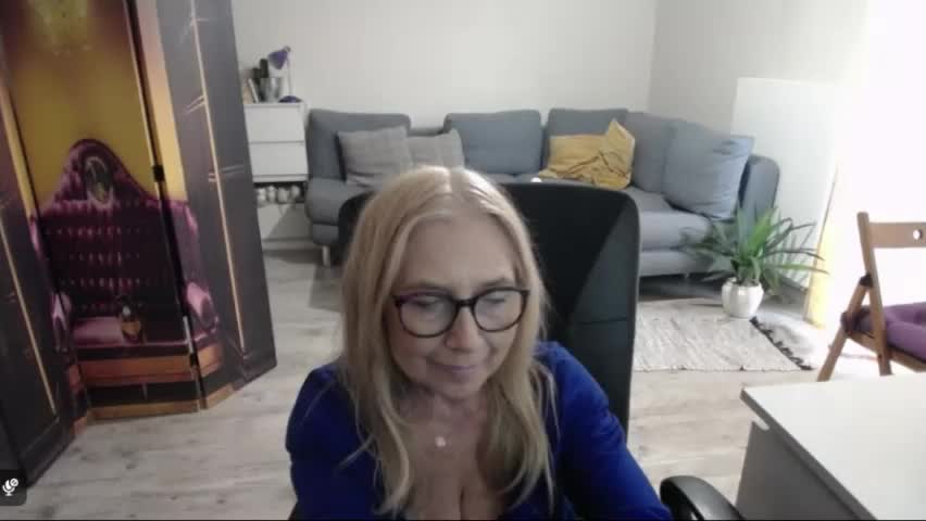 desiresofia Adult Chat April 14, 2026