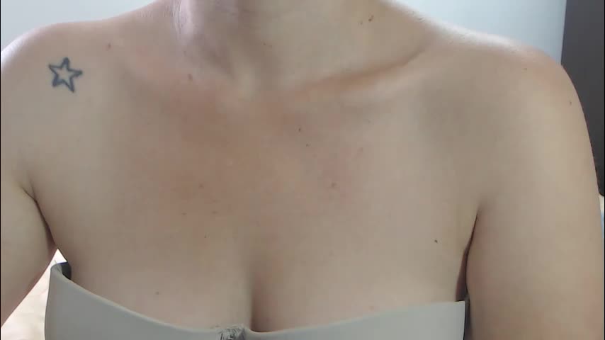 sofi995971 Adult Chat April 14, 2026