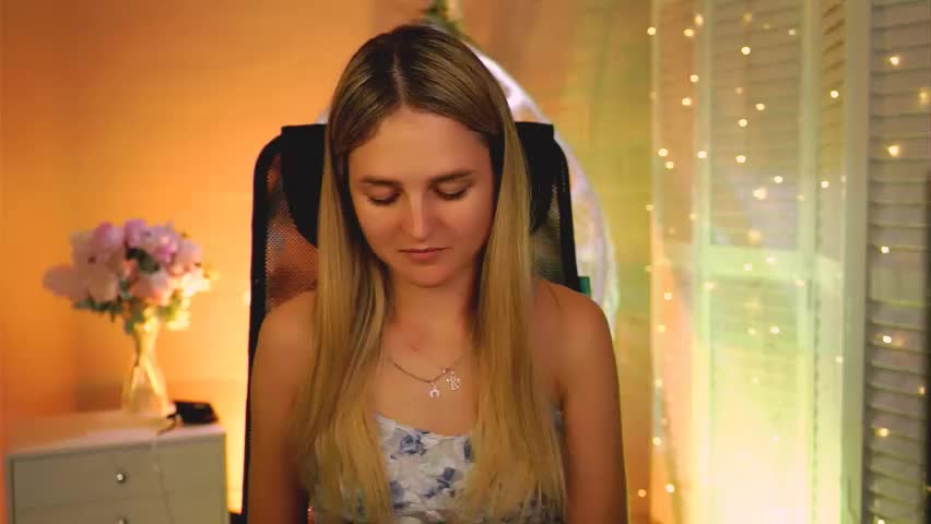 deboralarson Adult Chat April 14, 2026