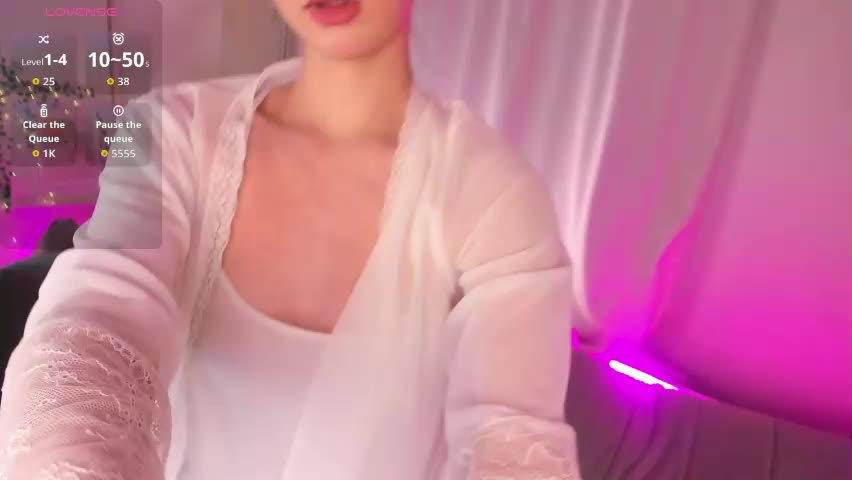 luna_ris Adult Chat April 14, 2026