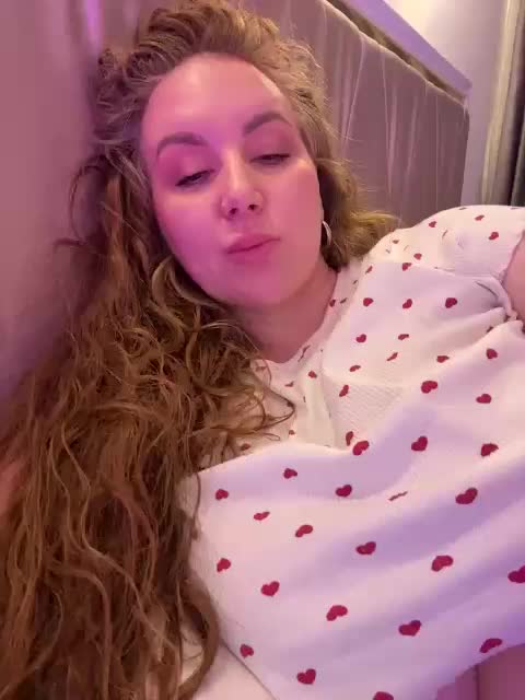 cherryygirl Adult Chat April 15, 2026