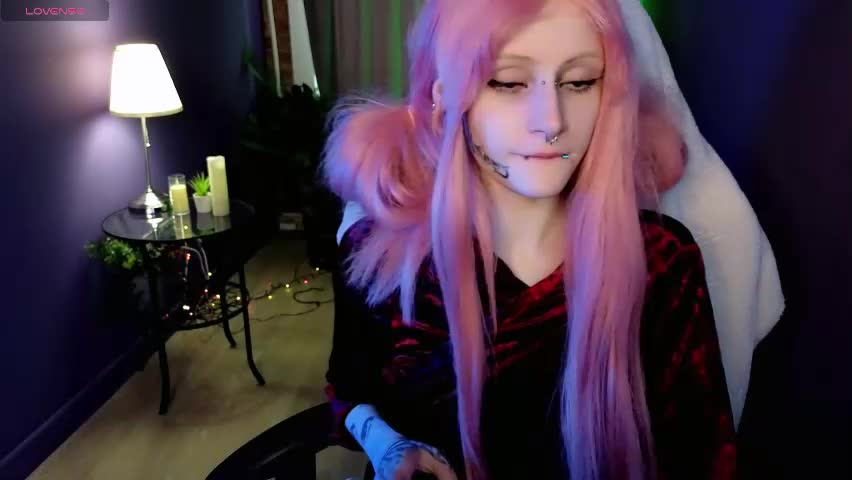 karkadeshk Adult Chat April 14, 2026