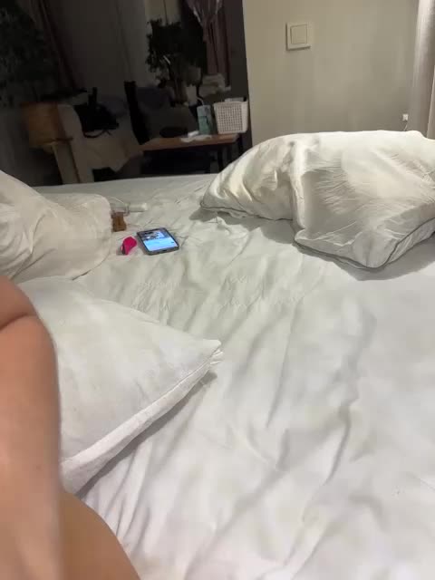 -sb1- Adult Chat April 15, 2026