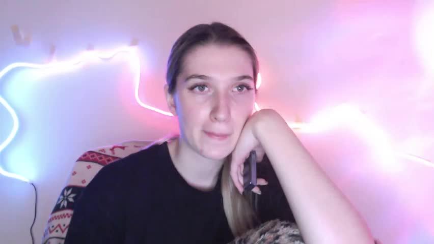 honeyveil Adult Chat April 14, 2026