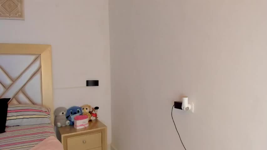 lily_noir_ Adult Chat April 15, 2026