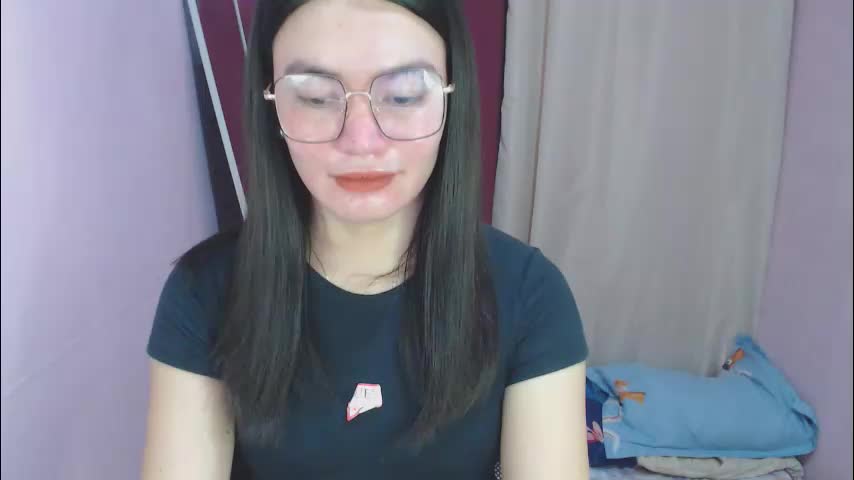 urhottiest_katey Adult Chat April 15, 2026