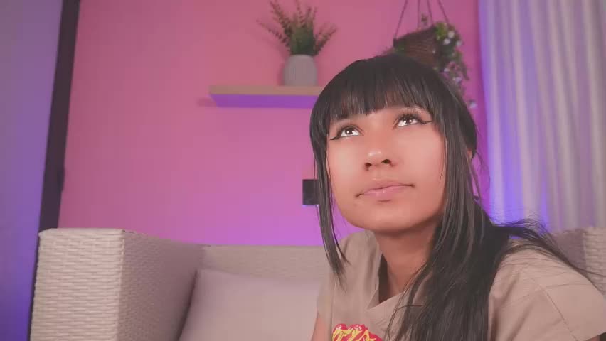 valeria_777_ Adult Chat April 15, 2026