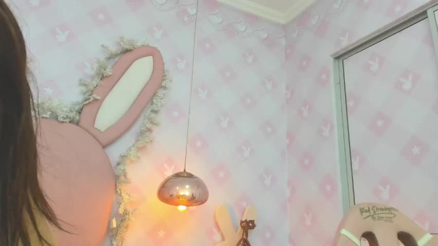 isabellaavelvet Adult Chat April 15, 2026