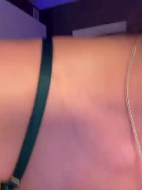 -CandyViki- Adult Chat April 15, 2026