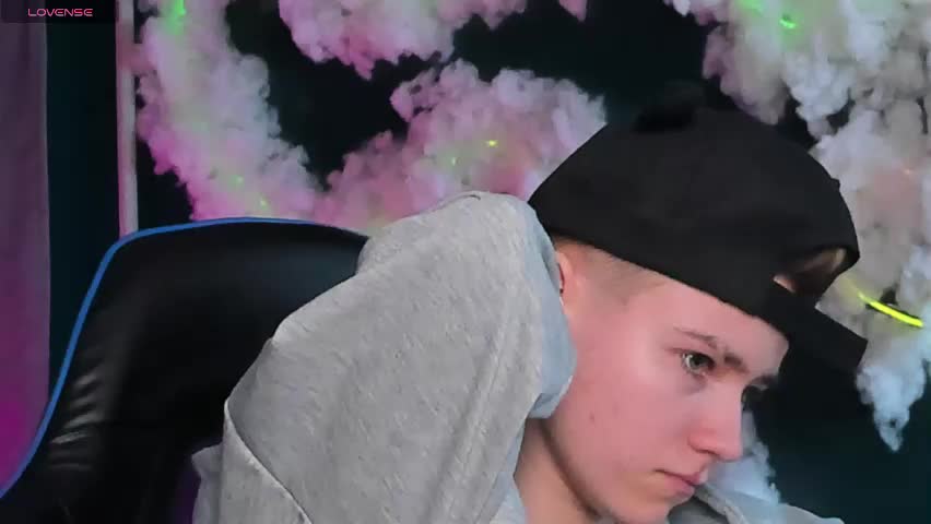 jean_wilsons Adult Chat April 14, 2026