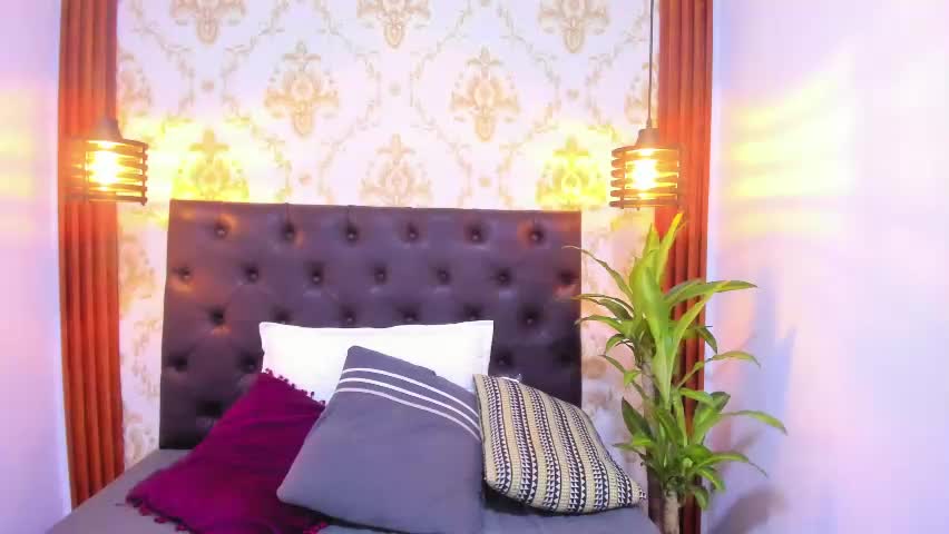 antoneella_russo Adult Chat April 15, 2026