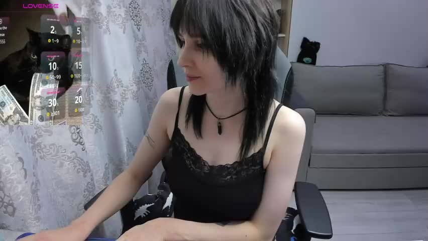 misty_dark Adult Chat April 14, 2026
