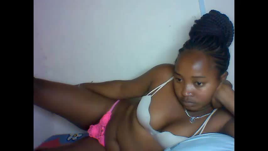 amielle_01 Adult Chat April 15, 2026
