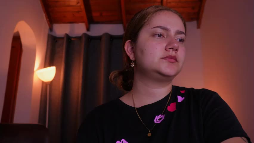 x_helena_xx Adult Chat April 15, 2026