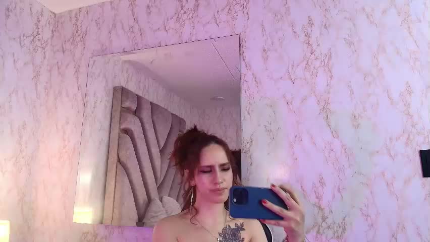 elodie_rouge Adult Chat April 15, 2026