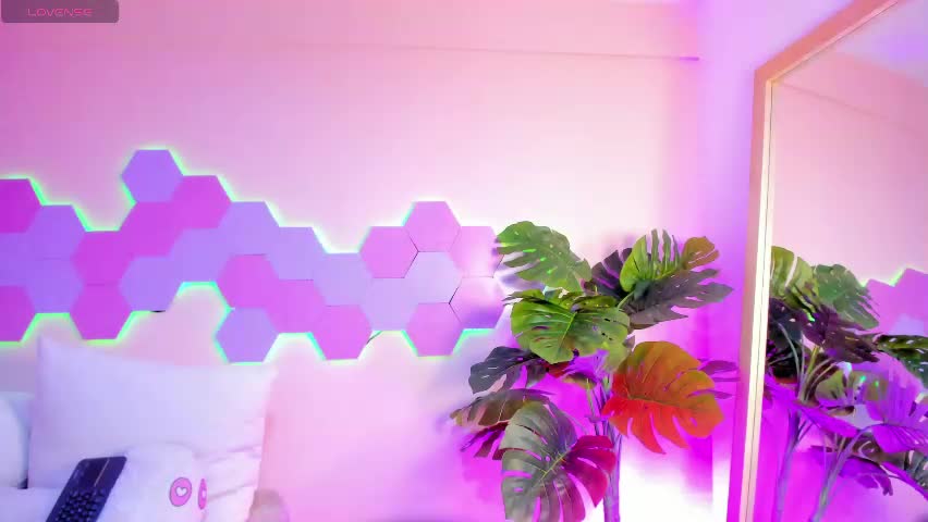 amara_blisss Adult Chat April 15, 2026