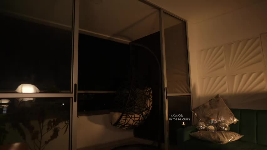 rosseyquiin Adult Chat April 15, 2026