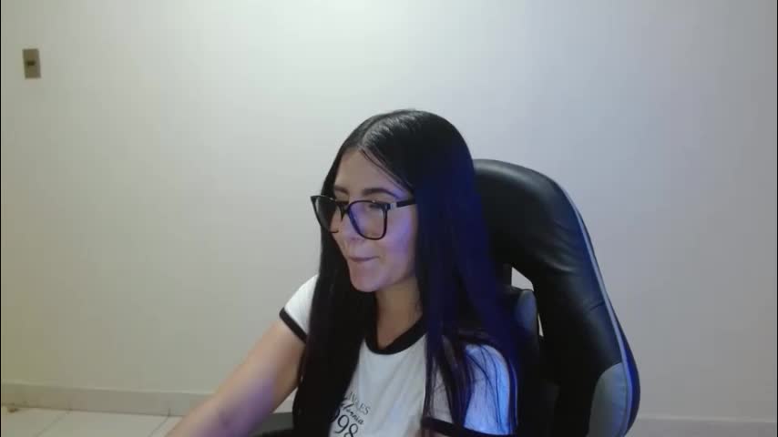 sahaliefox_ Adult Chat April 15, 2026