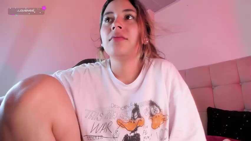 violet_blaze Adult Chat April 15, 2026