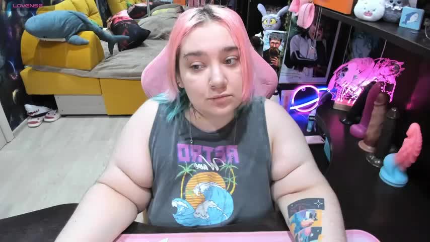 Softie_Sofy Adult Chat April 15, 2026