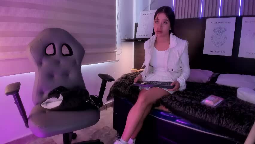 lara_as Adult Chat April 15, 2026
