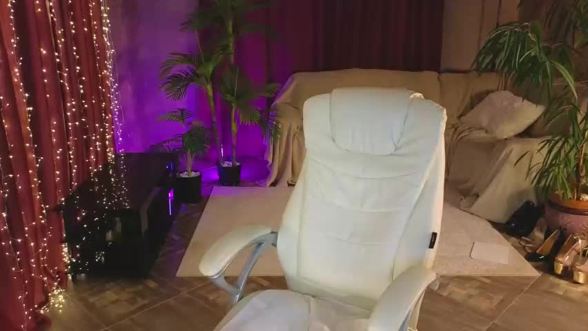 lilu5107 Adult Chat April 15, 2026