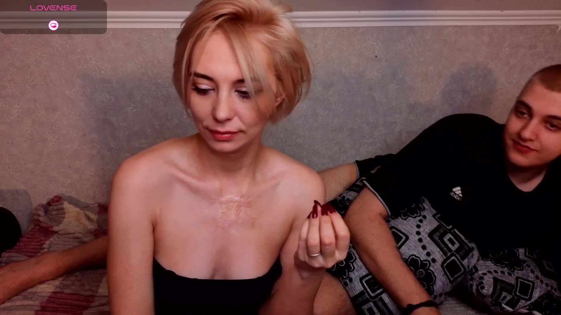 BlondIce Adult Chat April 15, 2026