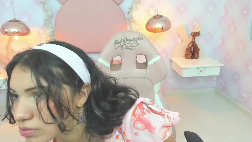 miia_desire Adult Chat April 15, 2026