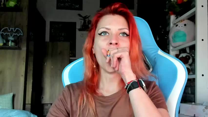 karoline121 Adult Chat April 14, 2026