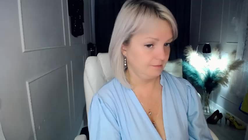emmmam Adult Chat April 14, 2026