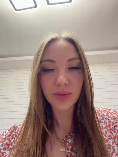 KitFox Adult Chat April 15, 2026