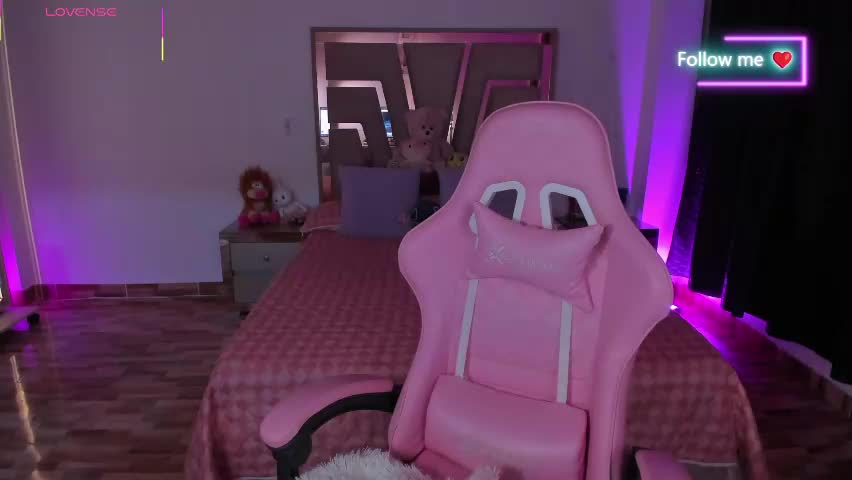 lunna_roosee Adult Chat April 15, 2026