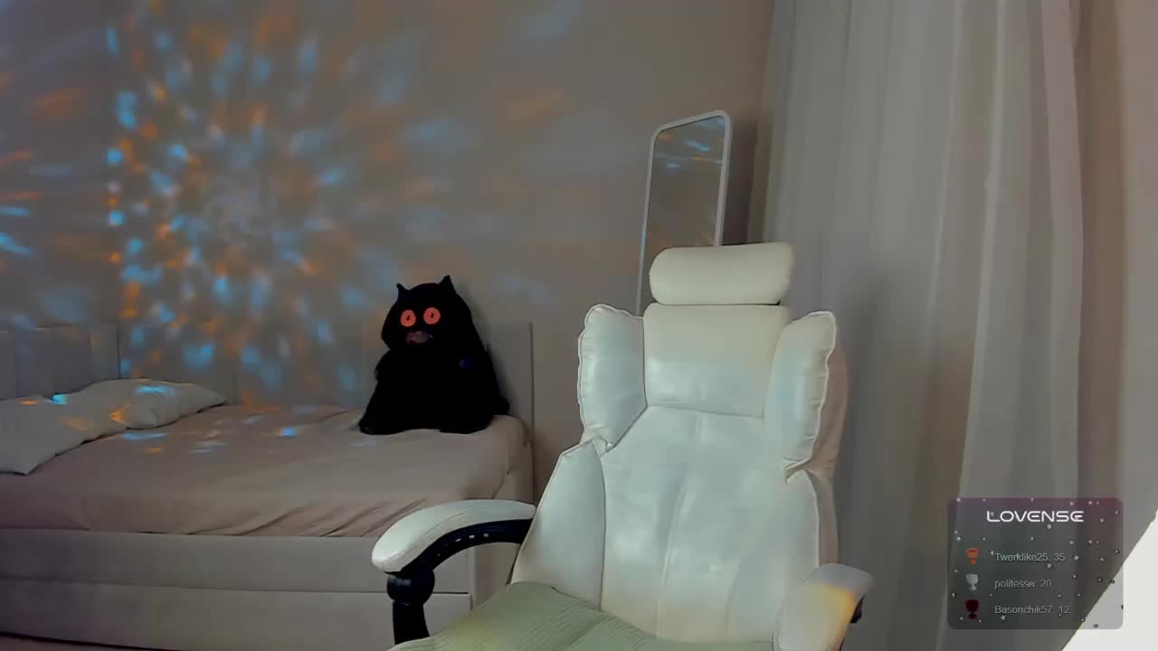 she-wolf Adult Chat April 15, 2026