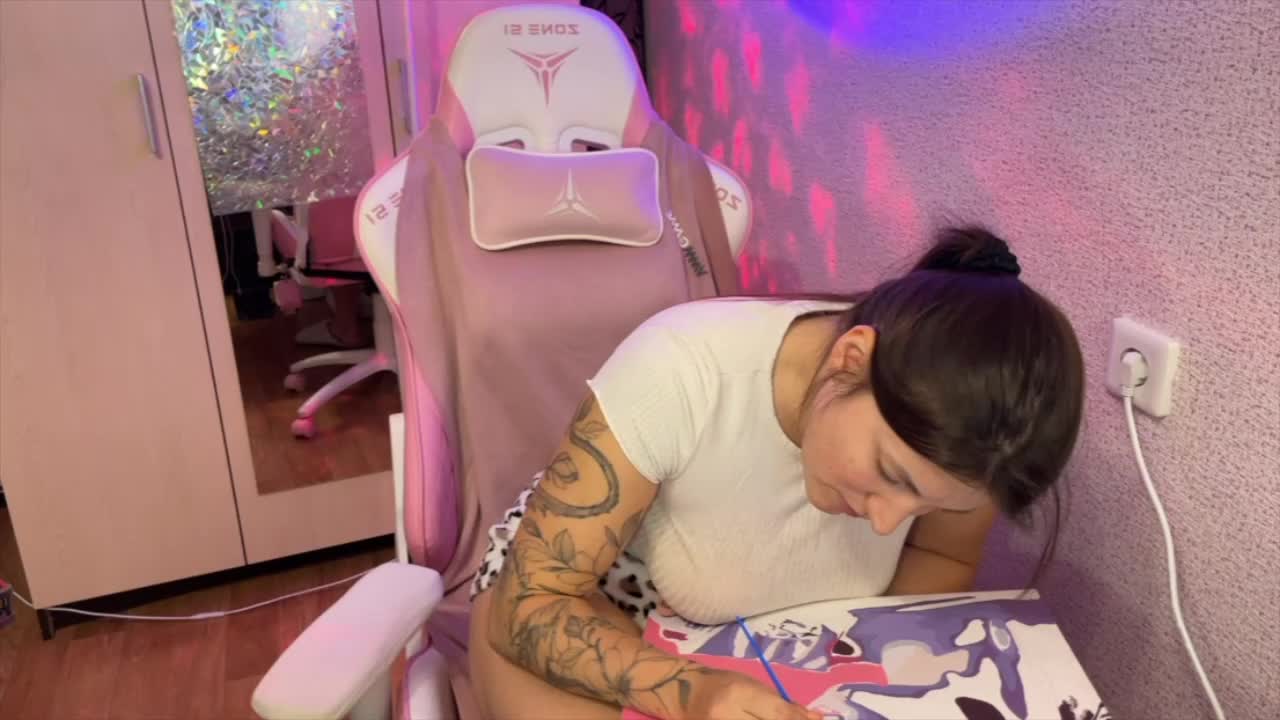 Katrinmiss Adult Chat April 15, 2026