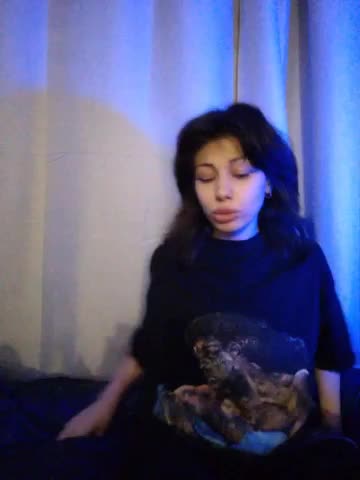 Tinablackkk Adult Chat April 15, 2026