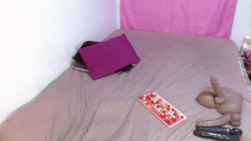 chanel08_ Adult Chat April 15, 2026