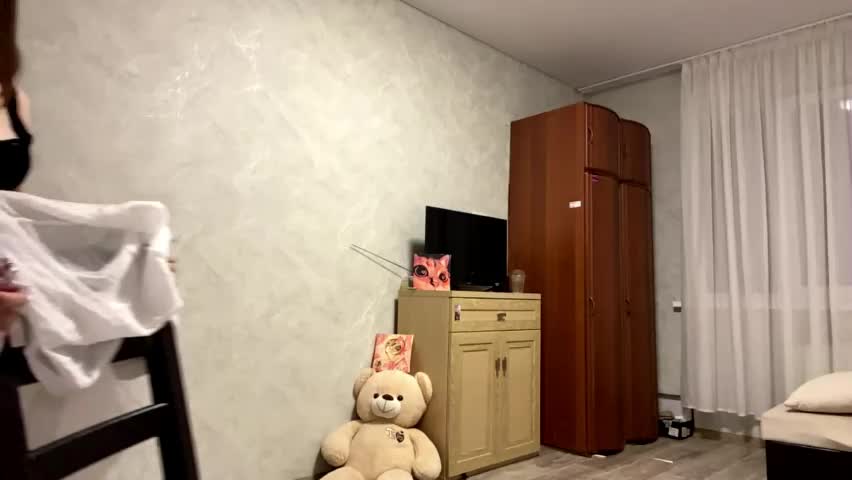 stephaniflicek Adult Chat April 15, 2026